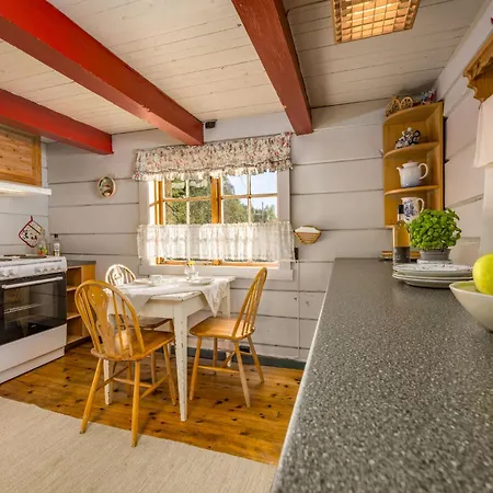 샬레 Eiketun By Interhome